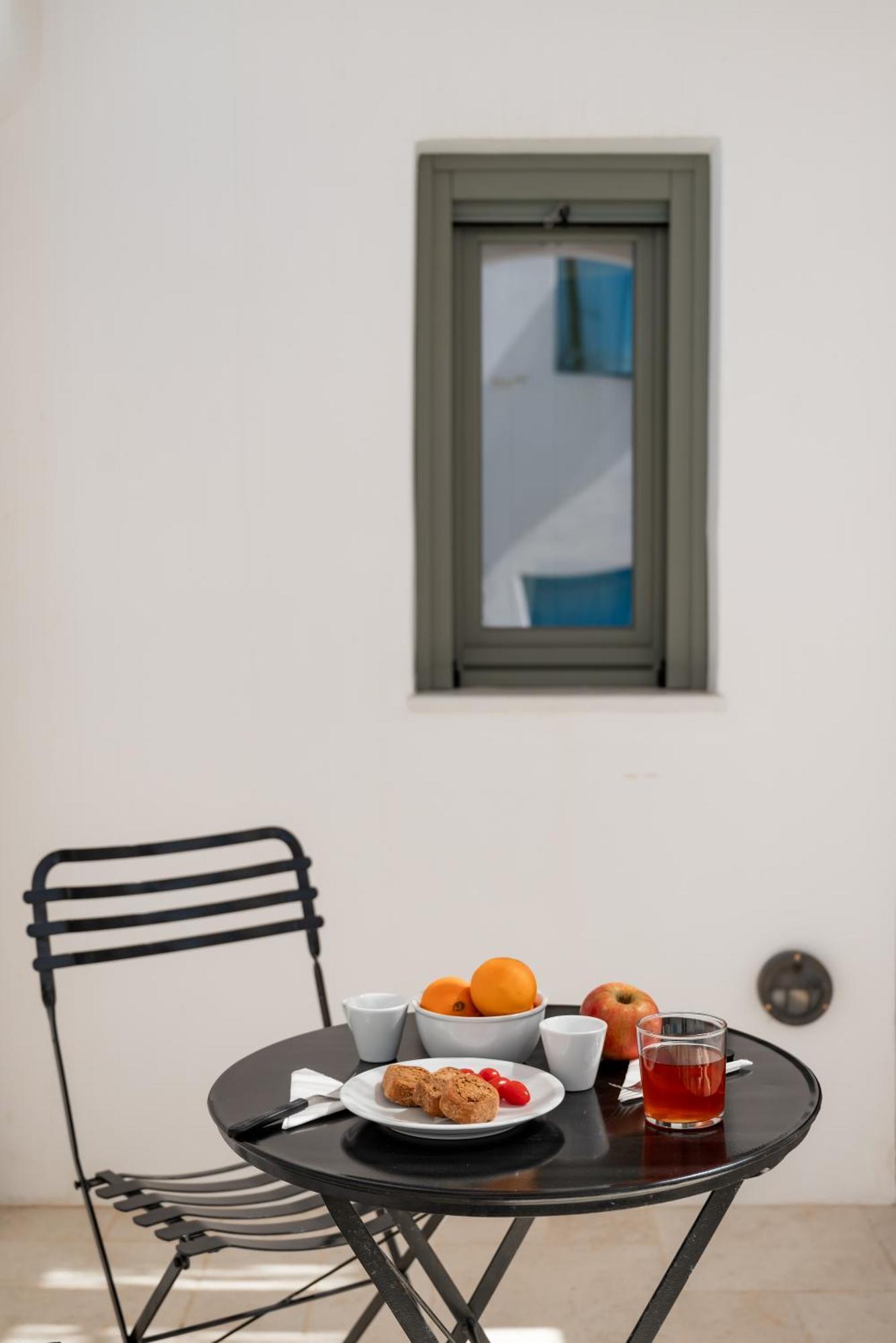 Aniko Suites White Alley Mykonos Town Buitenkant foto